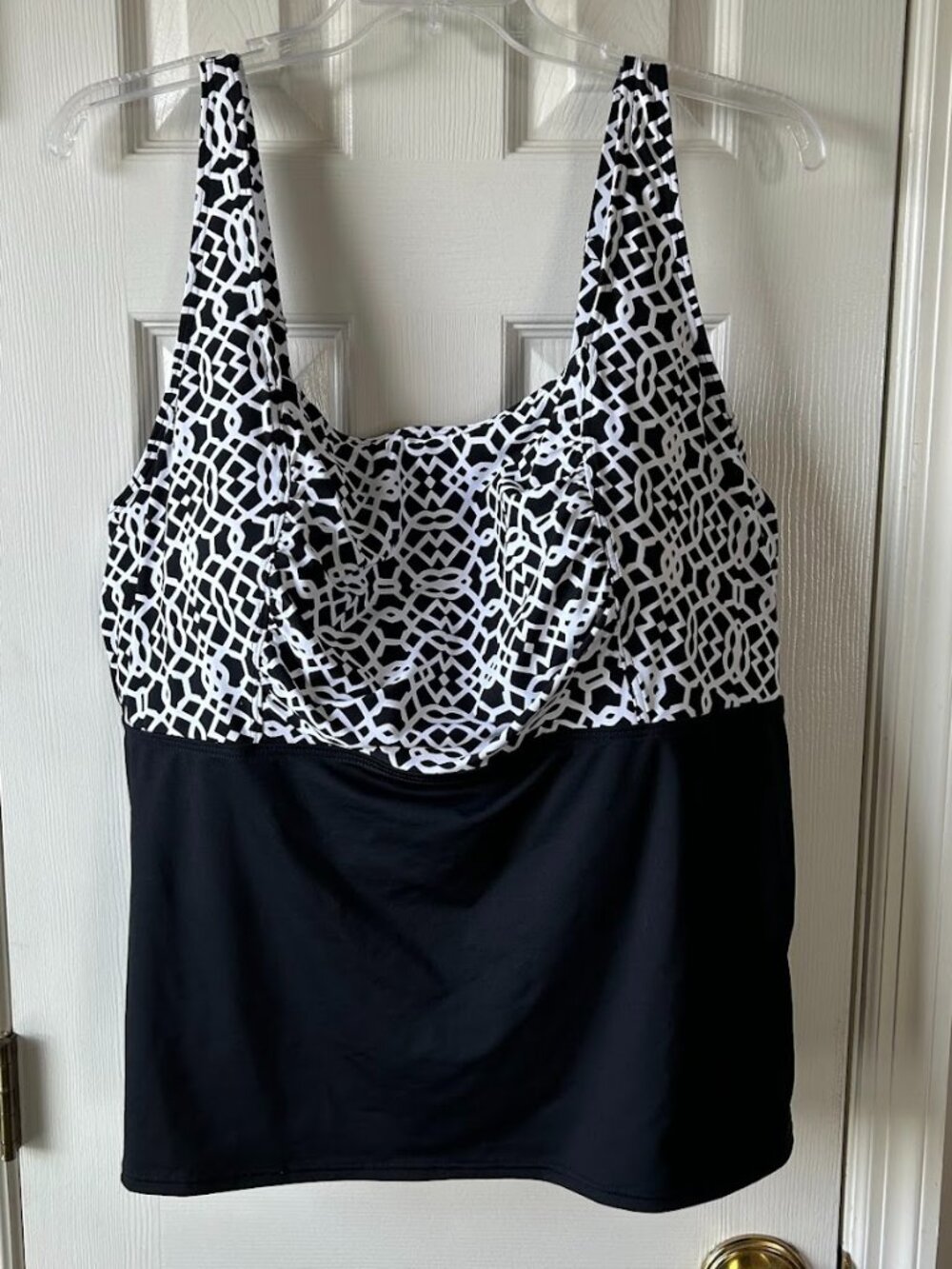 NEW Lands End Black White Geometric Tankini Top 6W Swim Supportive  Full Cups
